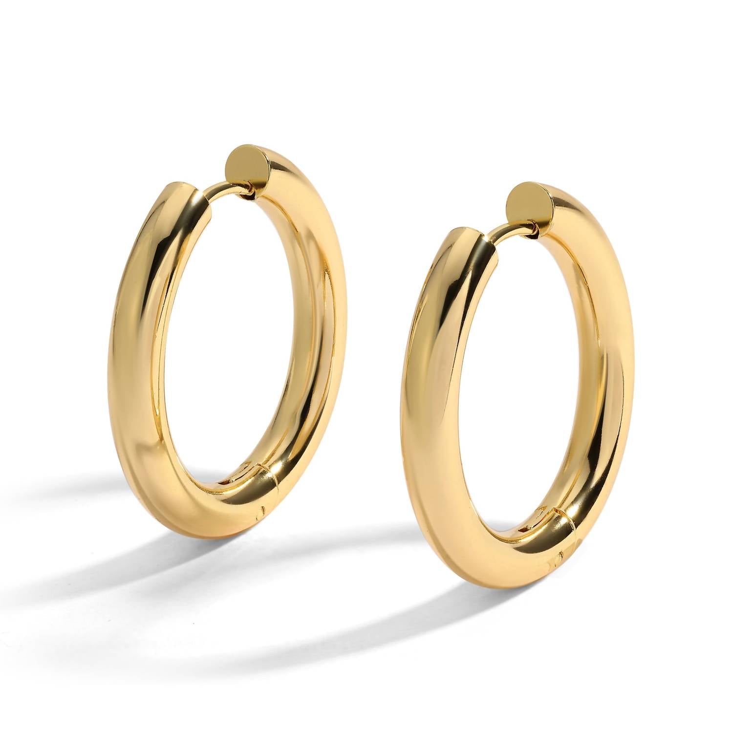 Eklexic - Women's Chunky Water Resistant Huggie Hoop Earrings