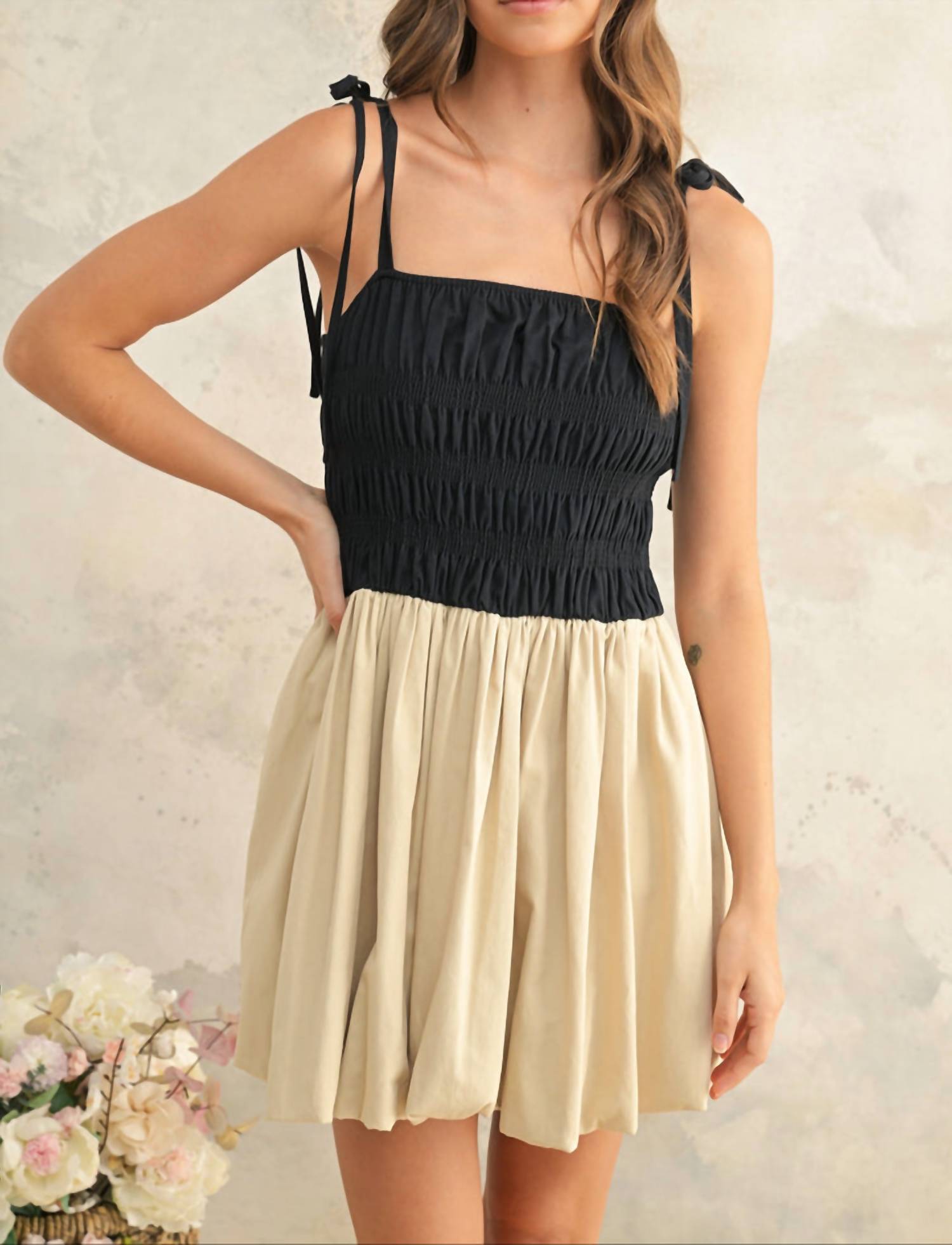 Kld. Signature - Strappy Bubble Hemmed Mini Dress