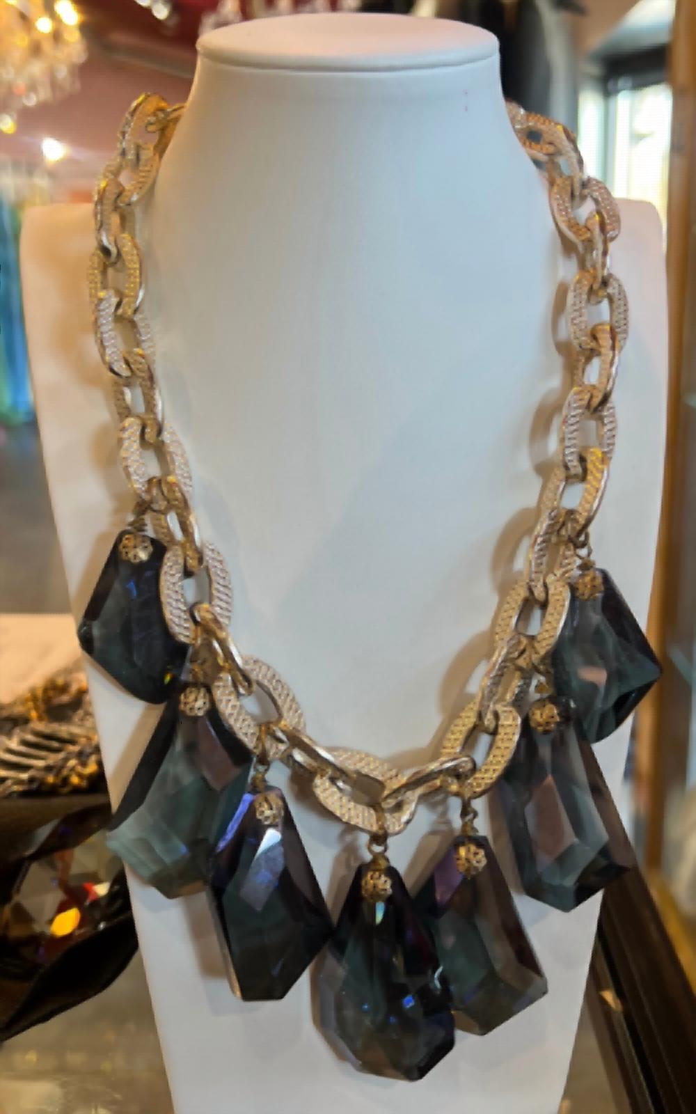 Sonya'S - Jewel Drop Necklace