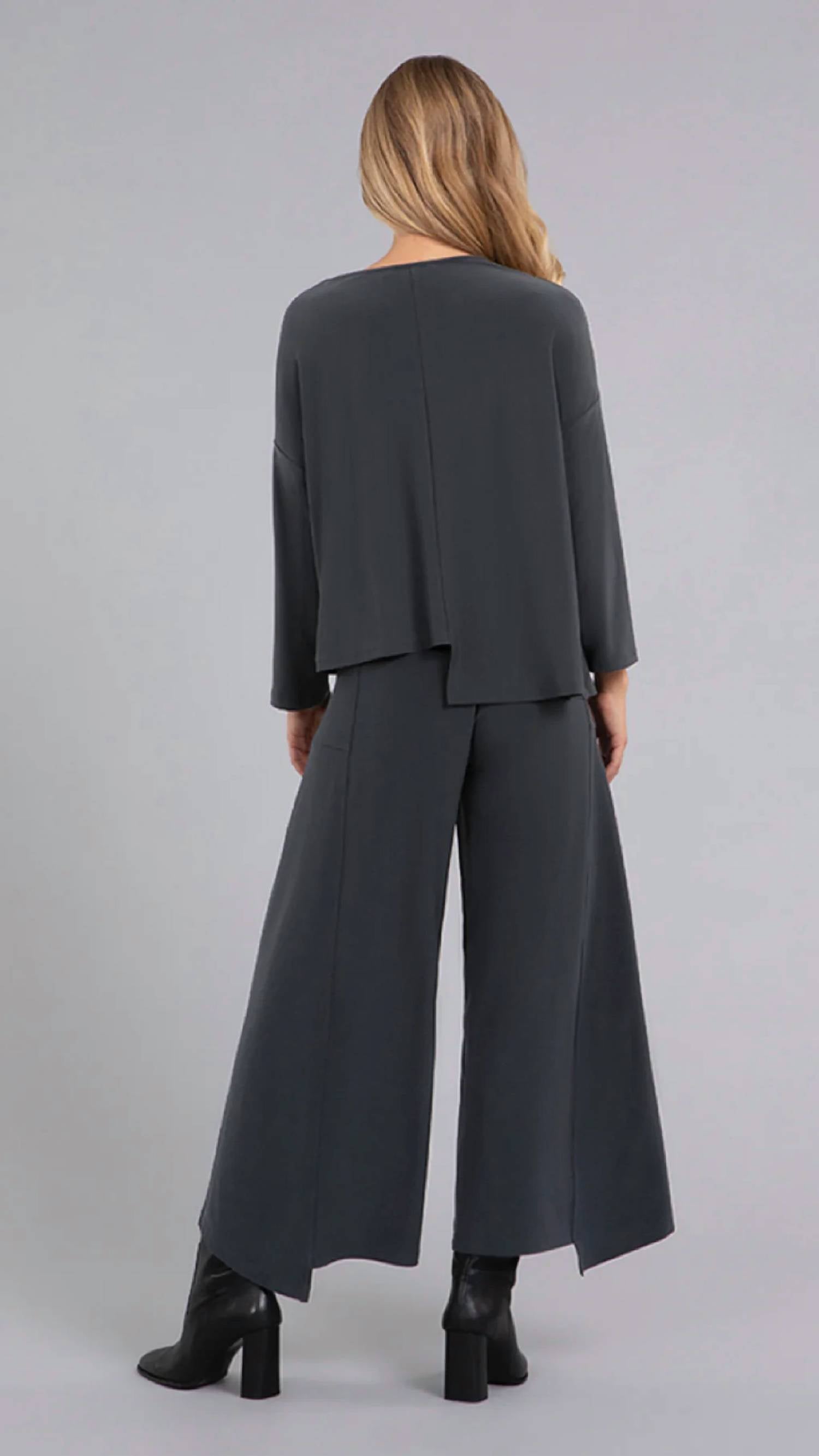 Sympli - Etch V-neck Top