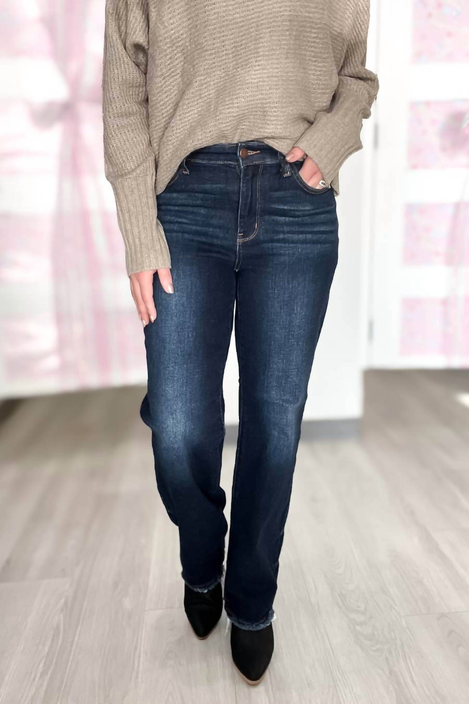 Judy Blue - Iris Mid Rise Straight Leg Jeans