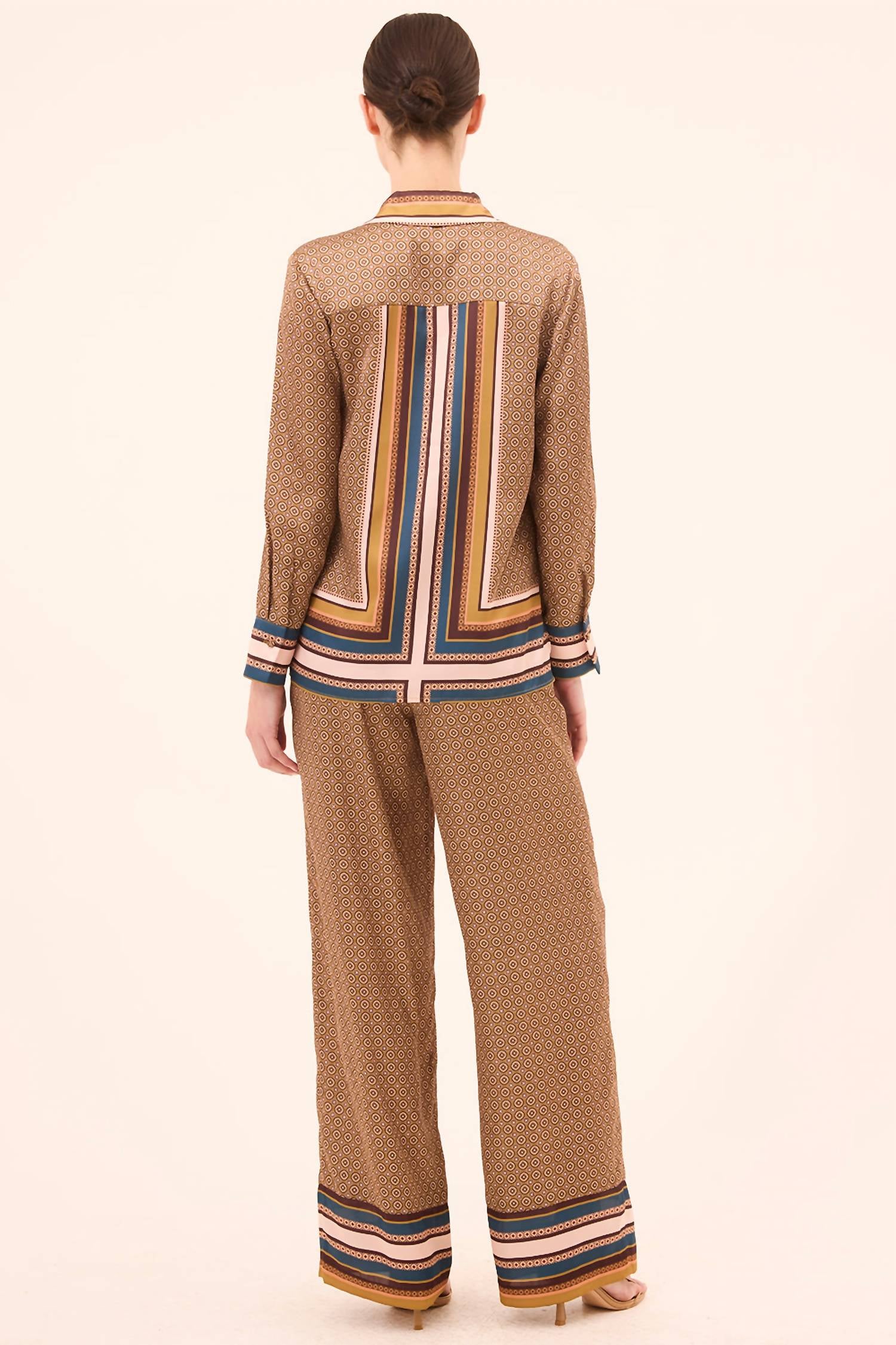 Misa Los Angeles - Brook Top