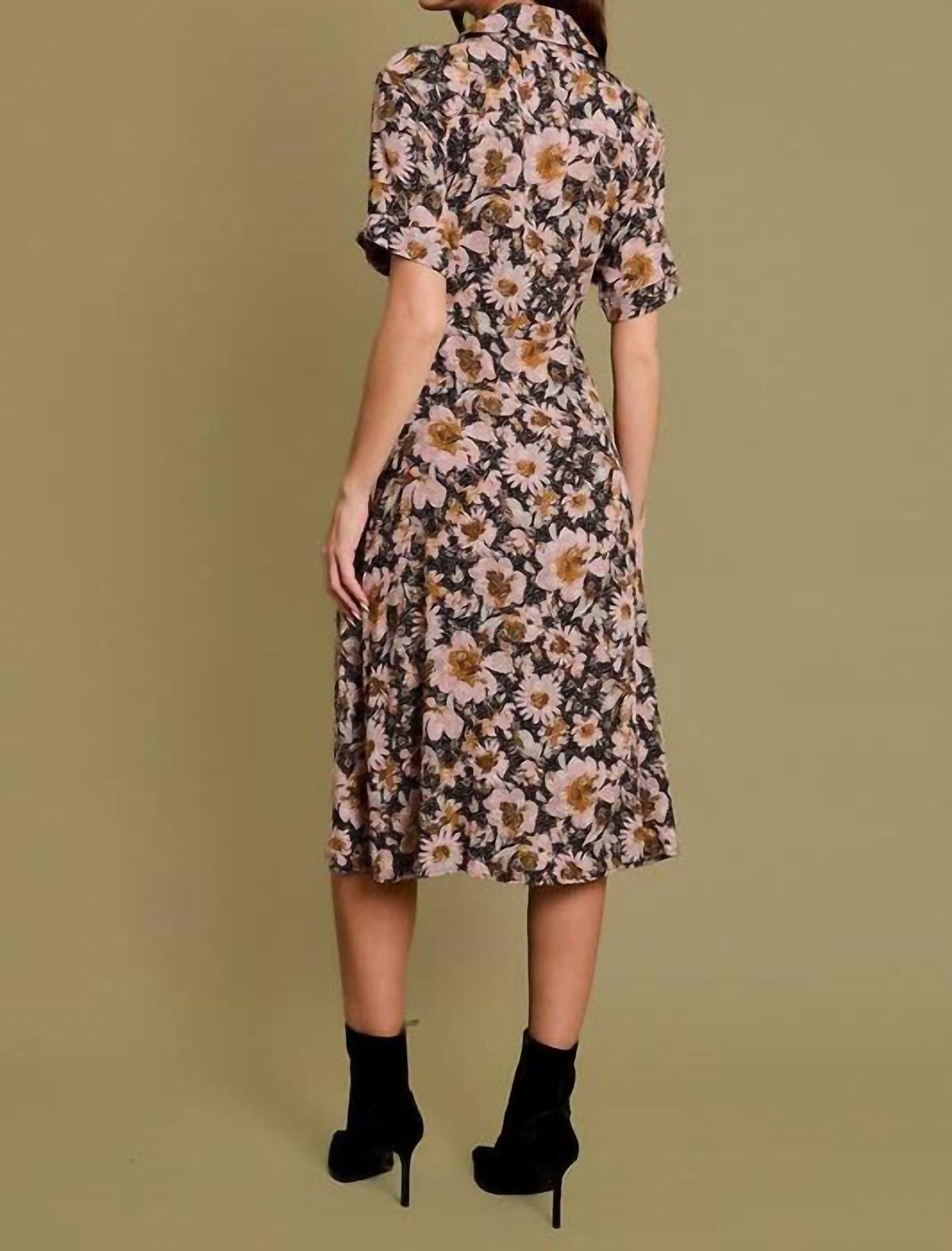 Gilli - Half-Sleeve Floral Midi Dress