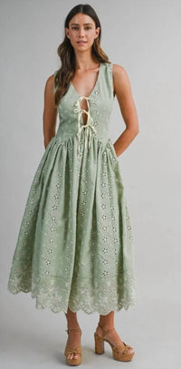 Mable - Kate Floral Eyelet Midi Dress
