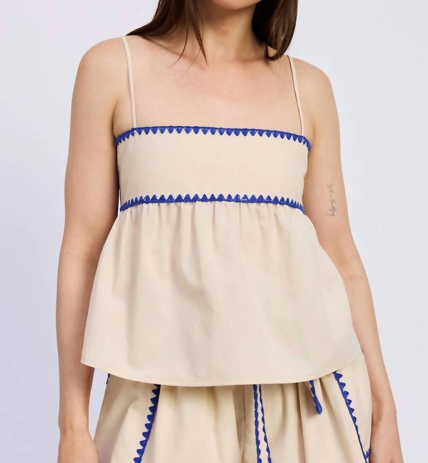 En Saison - TRIANGLE STITCH TOP