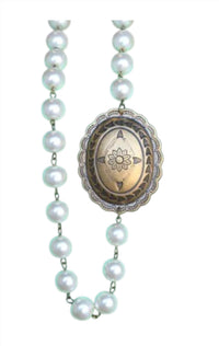 Pink Panache - Women's Pearl Linked Necklace