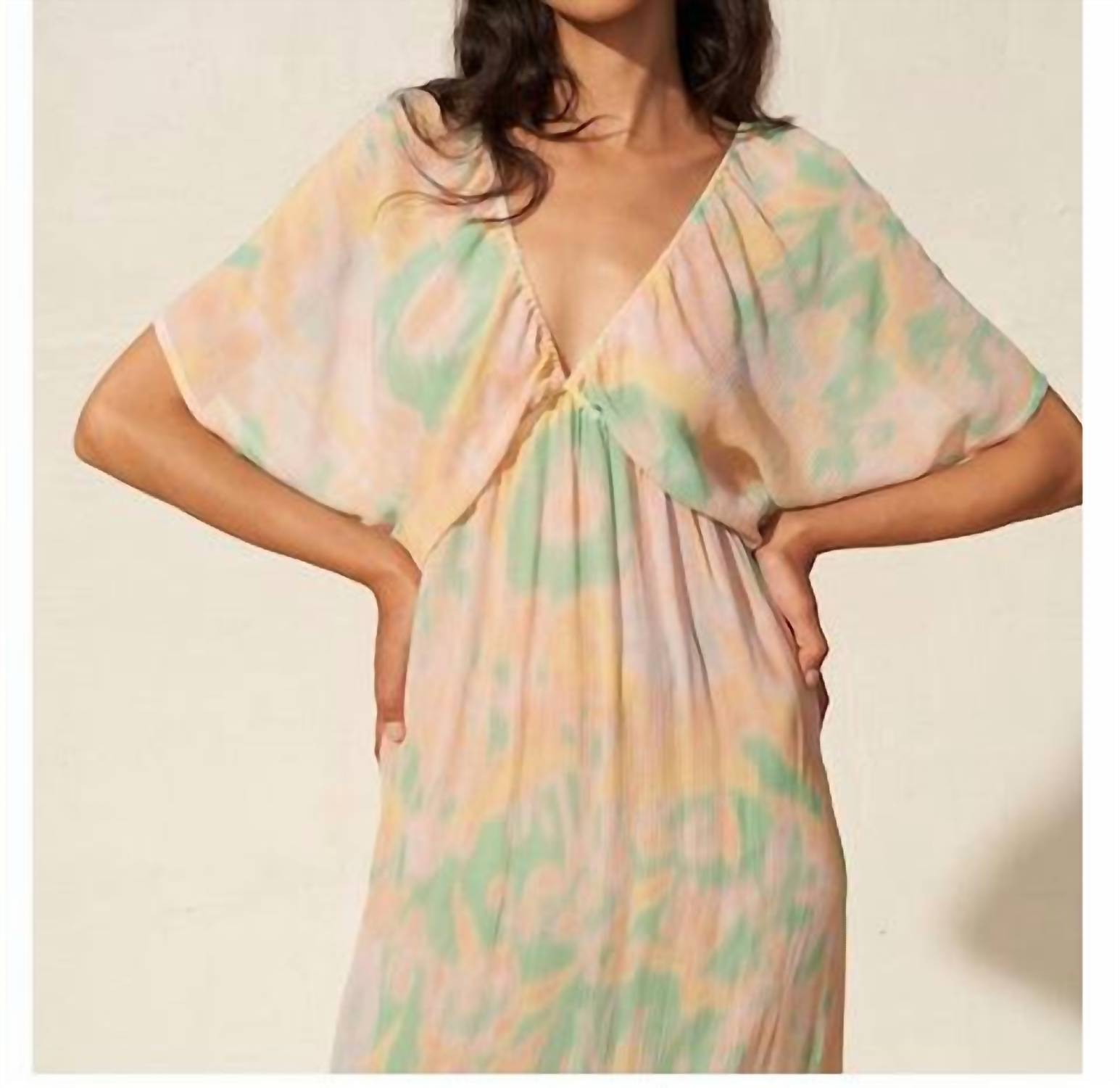 Fete Imperiale - Shahnaz V-neck Dress