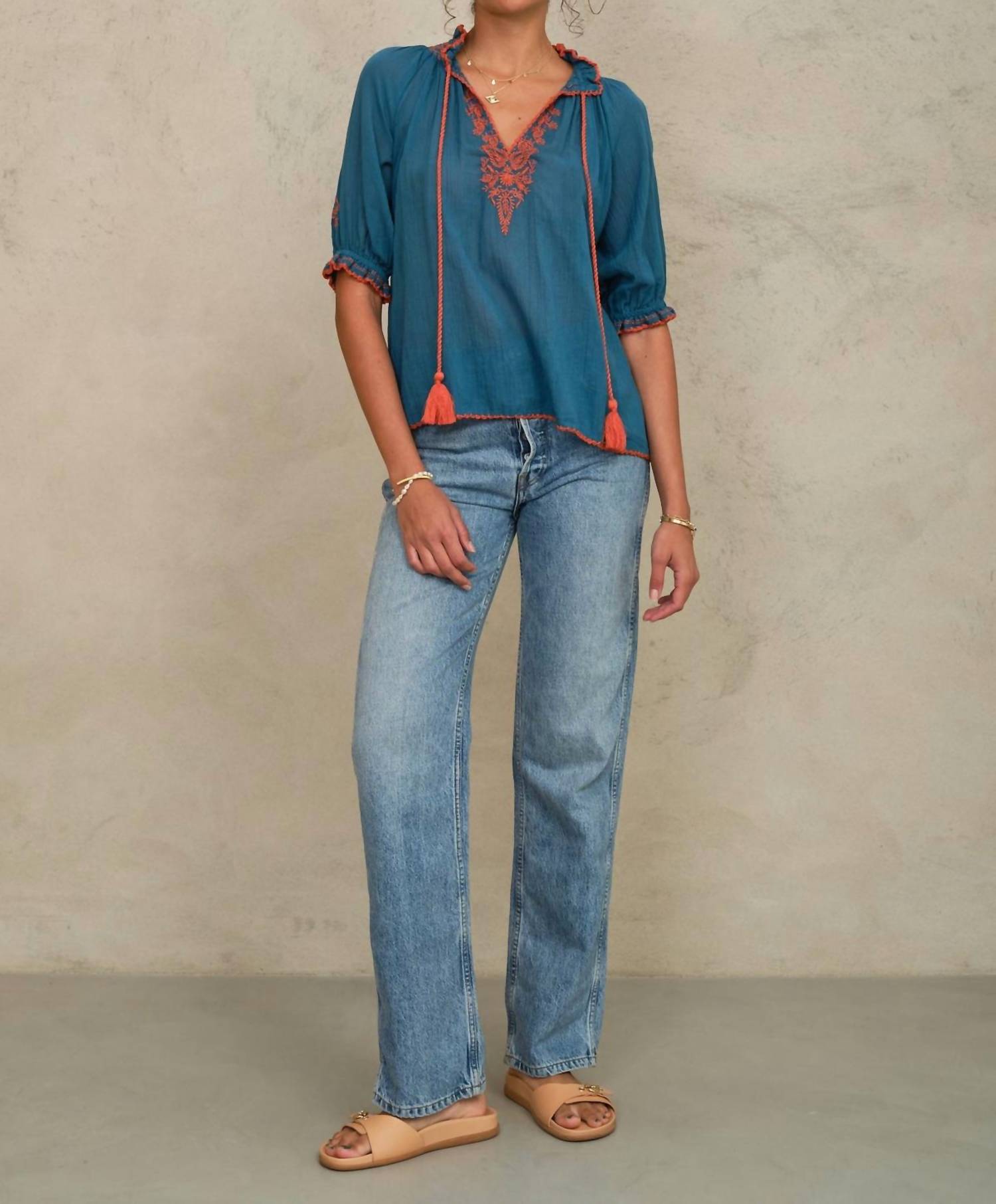 M.A.B.E. - TALIA EMBROIDERED SHORT SLEEVE TOP