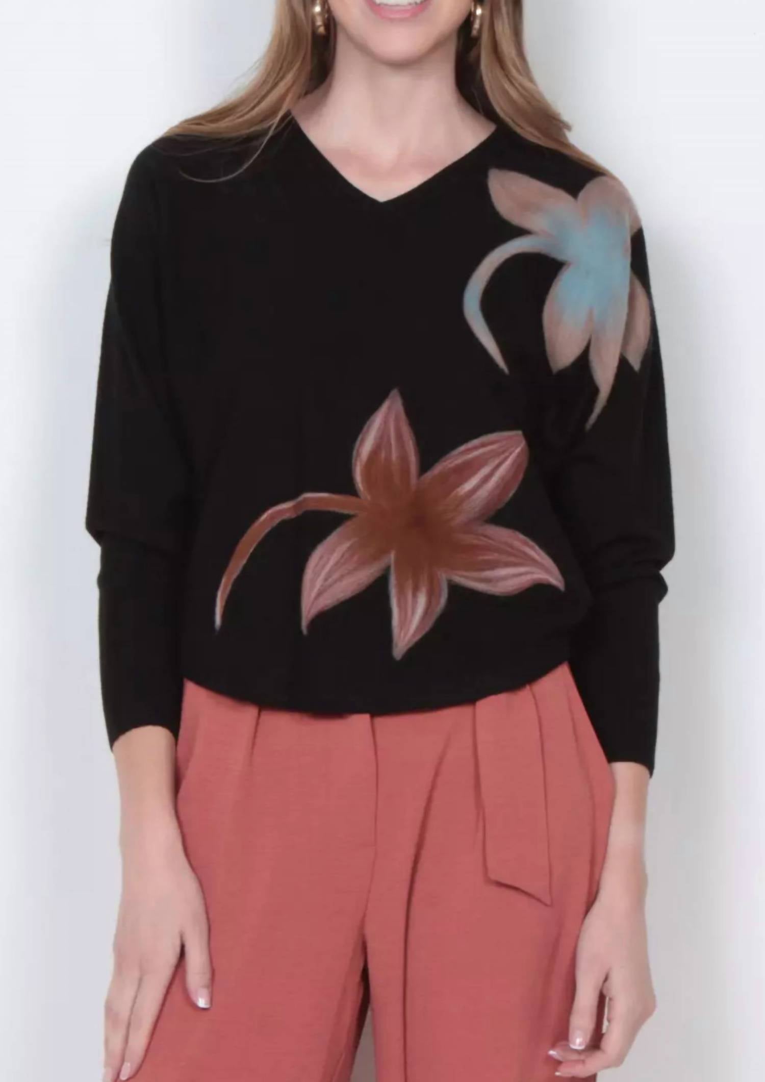 Keren Hart - Floral Embroidered Pullover