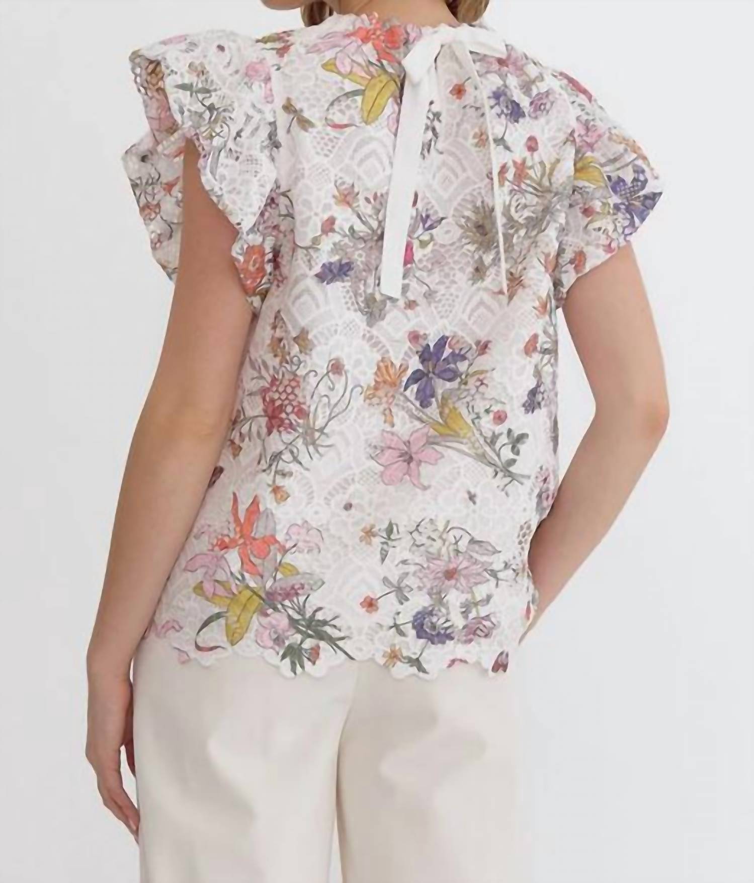 Entro - Floral Lace Elegance Blouse