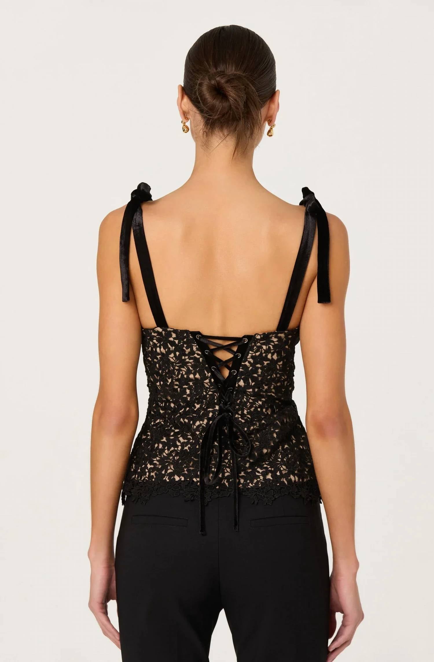 Astr - Donne Floral Lace Bustier Top