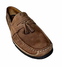 JOHNSTON & MURPHY Men's Fowler Kiltie Tassel Sheepskin Loafer in light tan - men's loafer - detail view