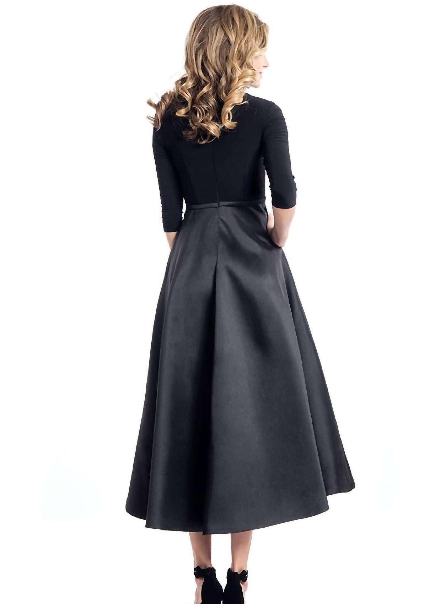 Rachel Allan - Deep V-neck Choker Knee Length Formal Dress