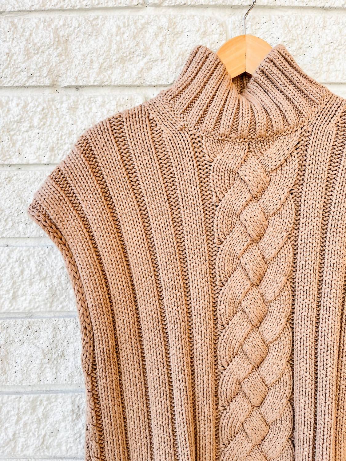 Frank & Eileen - Cotswold Turtleneck Sweater Vest