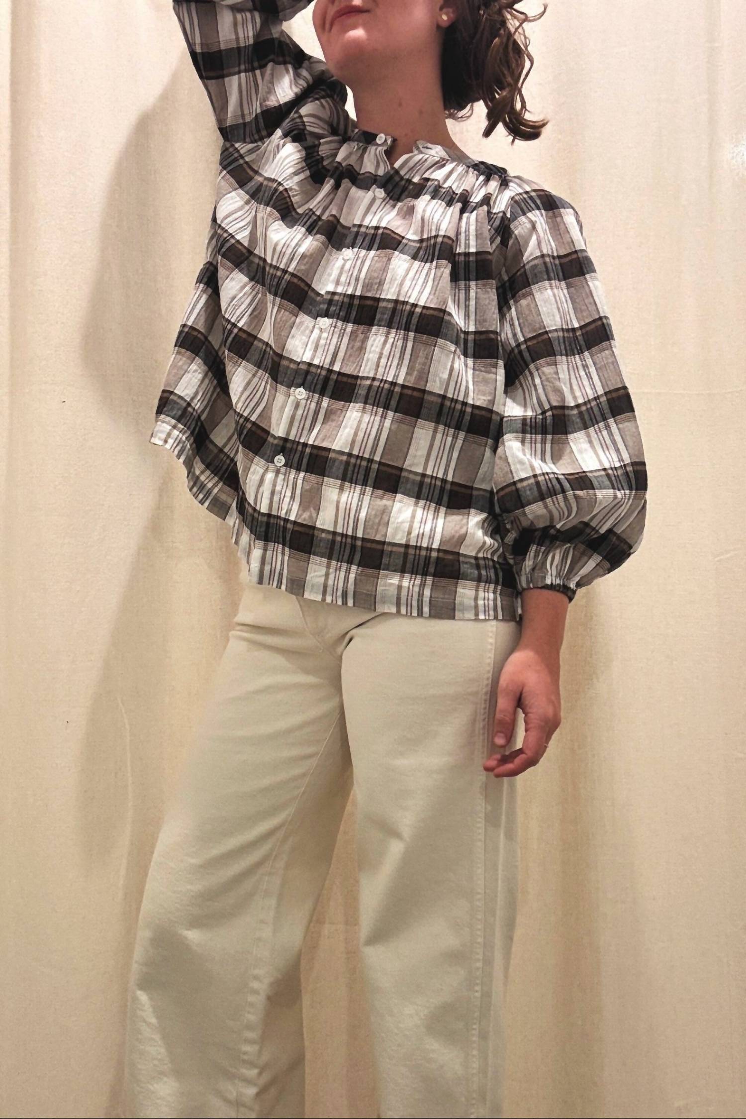 Nary - Windowpane Button Top