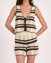 Elan - Carin Tie Front Top