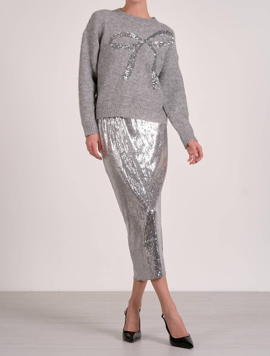 Elan - Crewneck Bow Sweater