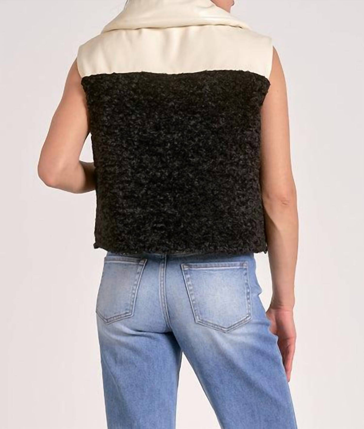 Elan - Reversible Vest