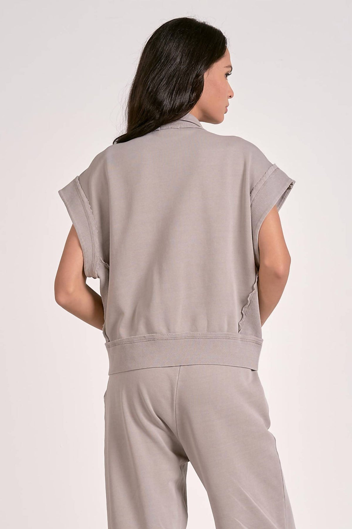 Elan - Zip Up Short Sleeve Jacket