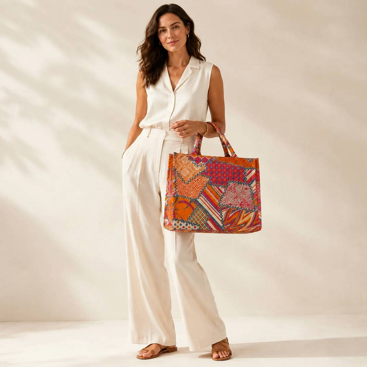 Elektra'S Workshop - Medium Sparkling Tote Bag