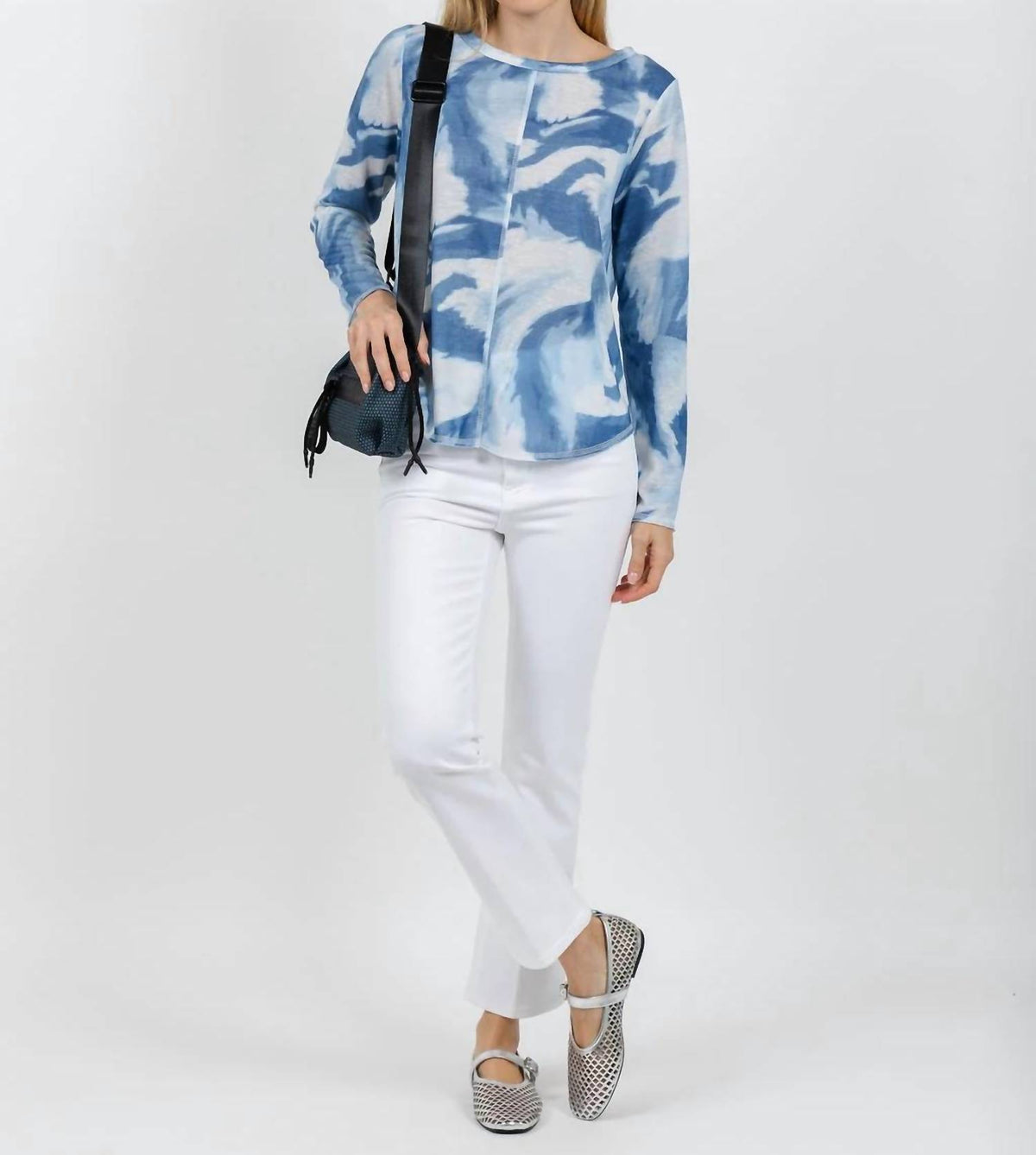 Elliott Lauren - Crew Neck Long Sleeve Tee