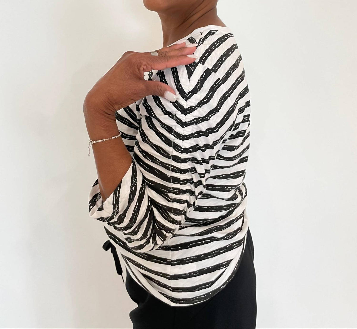 Elliott Lauren - Stripe Ruched Sleeve Tee