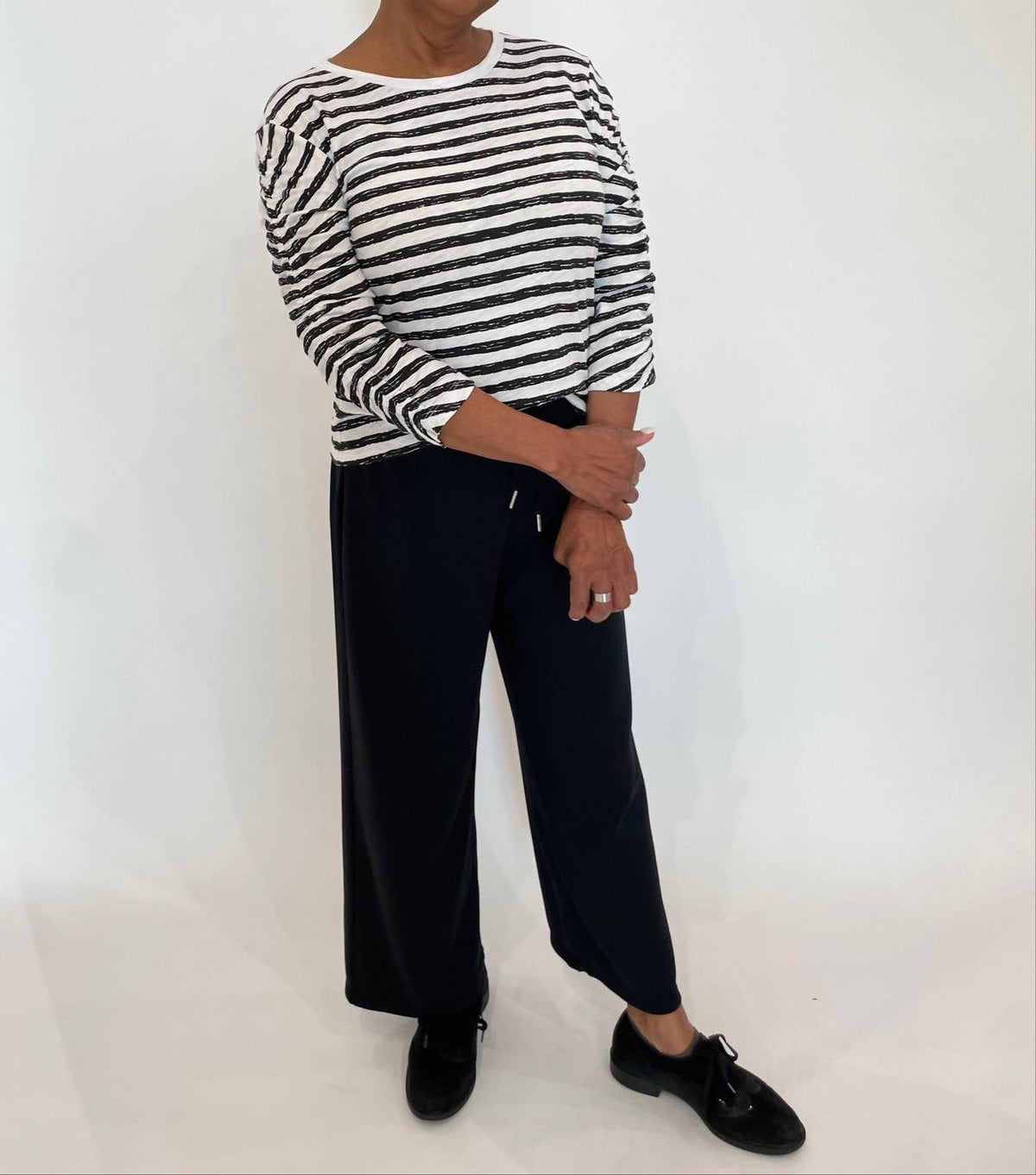 Elliott Lauren - Stripe Ruched Sleeve Tee
