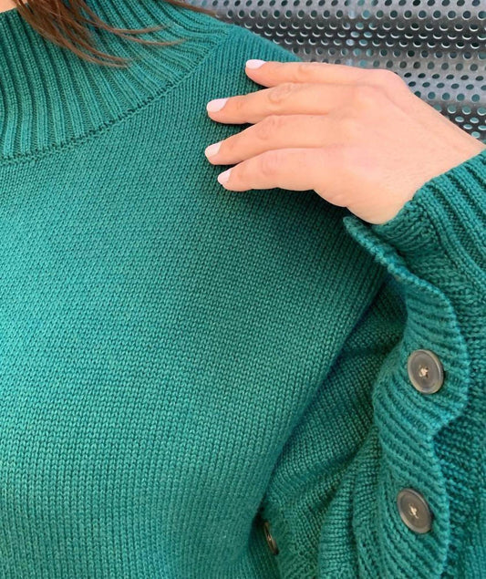 BUTTON DETAIL SWEATER