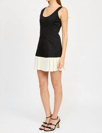 En Saison - Clarisse Fitted Mini Dress - black - clothing - dresses