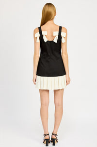 En Saison - Clarisse Fitted Mini Dress - black - clothing - dresses