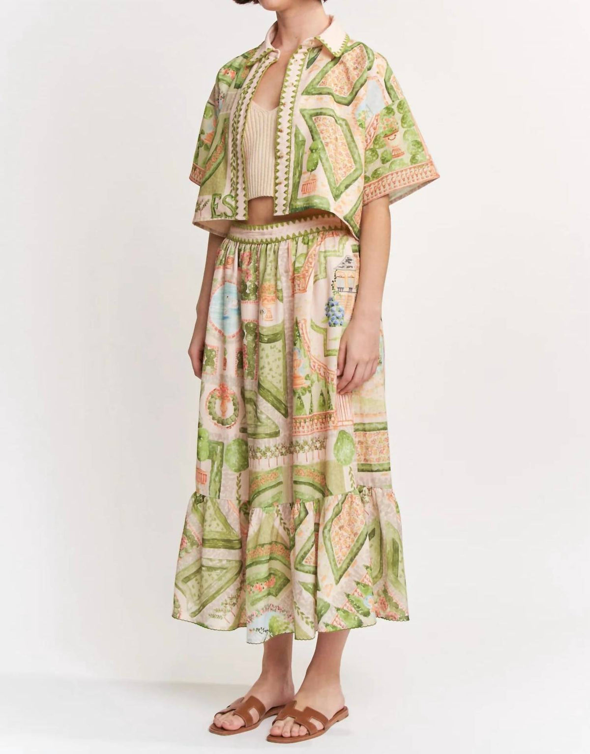 En Saison - Sariyah Boxy Button Fornt Top