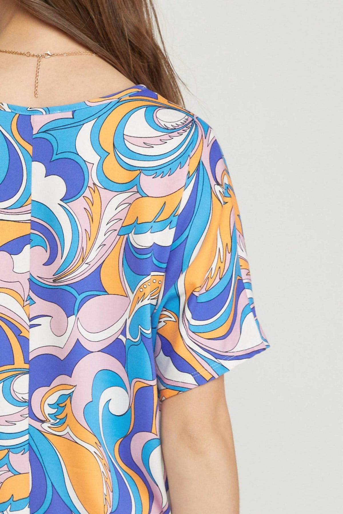 Entro - Abstract V-Neck Top