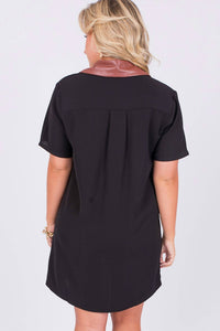 Entro - Colorblock Collared Button Up Mini Dress