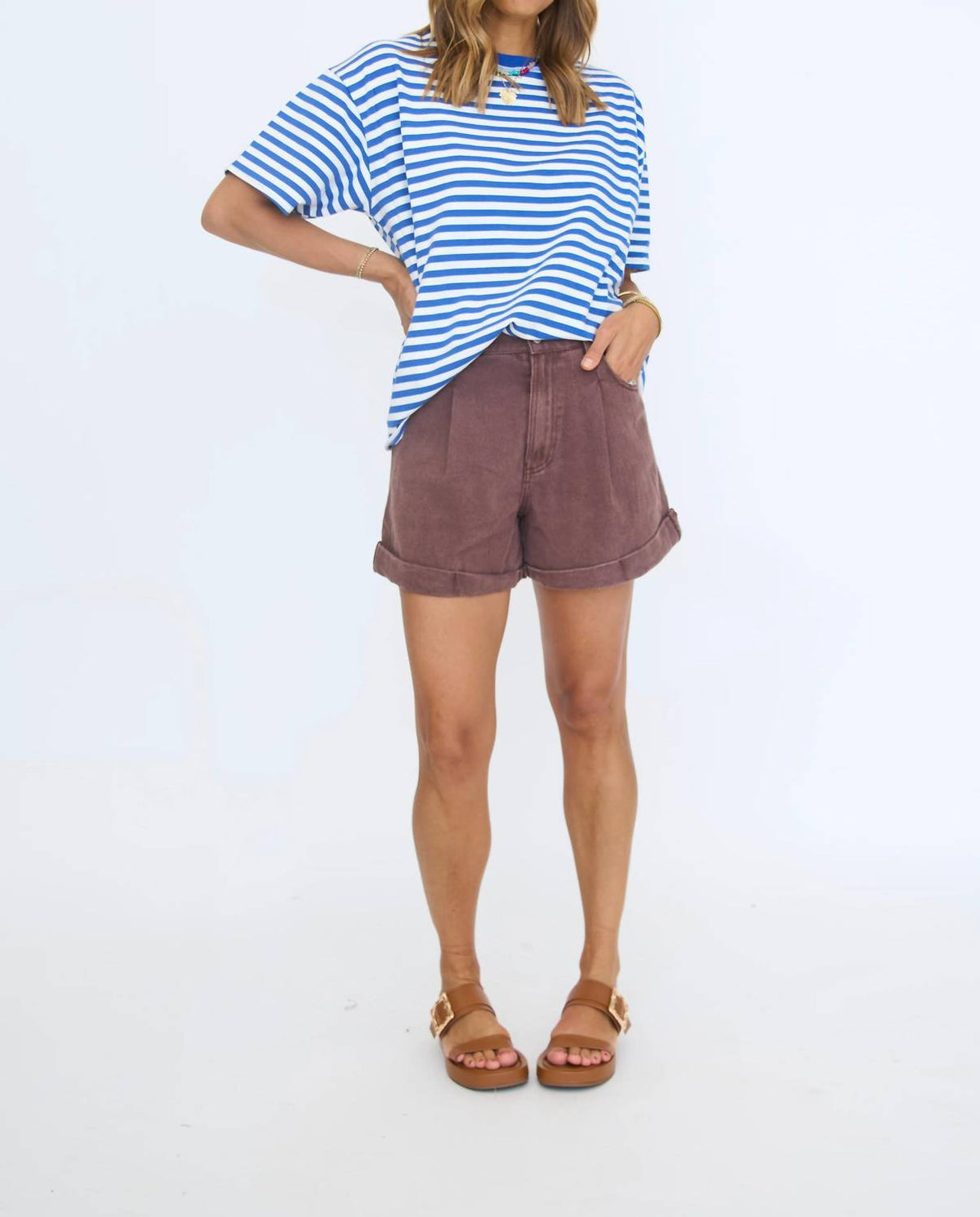 Entro - Cuffed Colored Denim Shorts