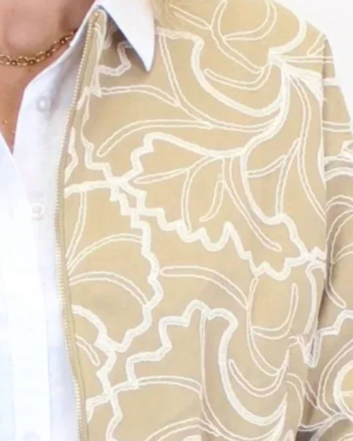 Entro - Embroidered Foliage Jacket