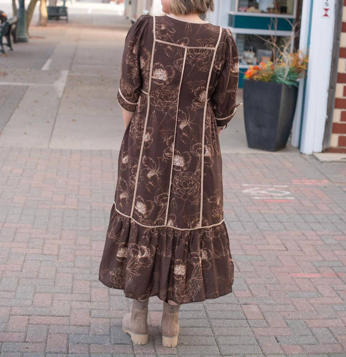 Entro - Floral Midi Dress