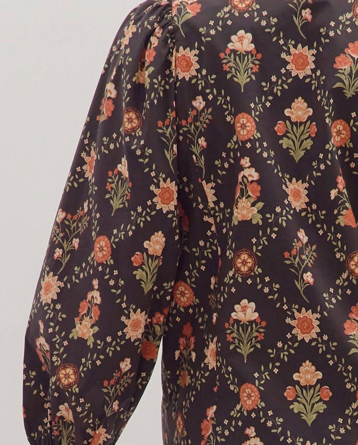 Entro - Floral Print Long Sleeve Top With Ruffle Trim
