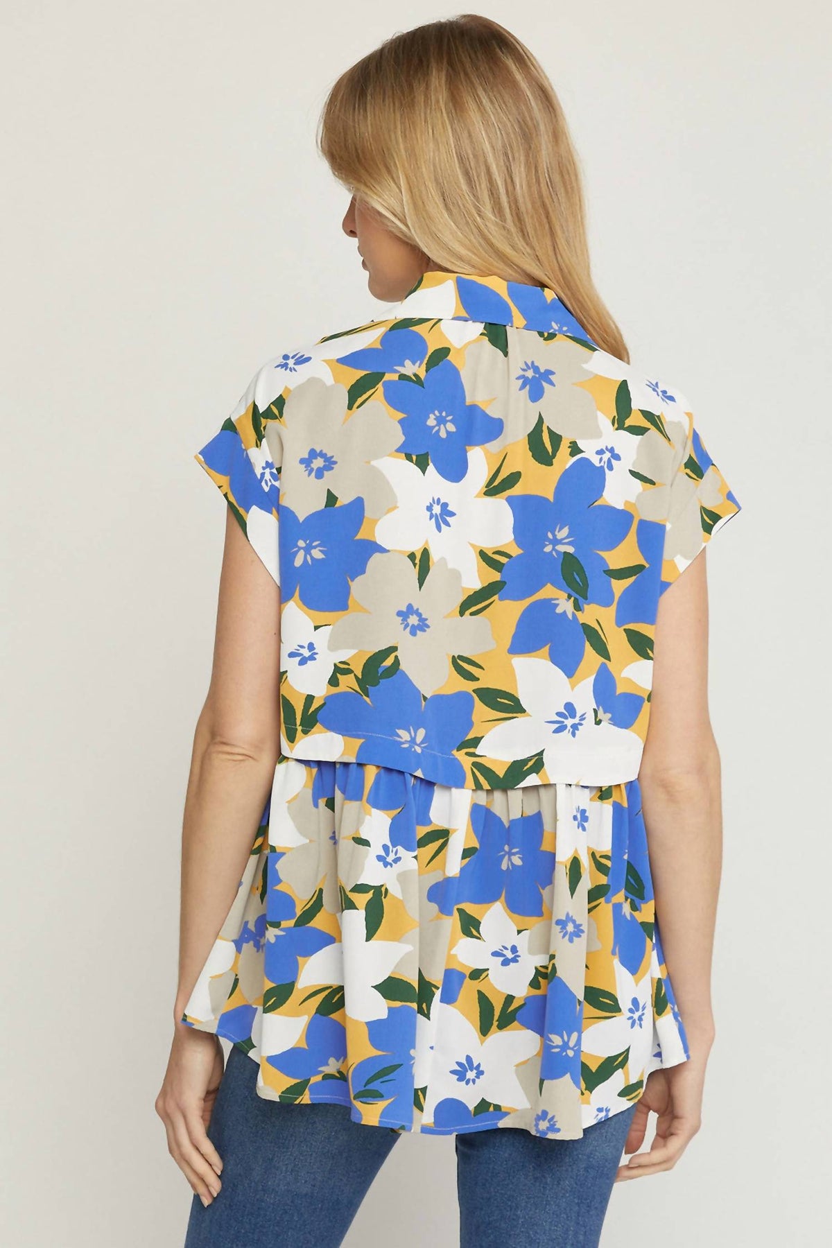 Entro - Floral Print V-neck Top