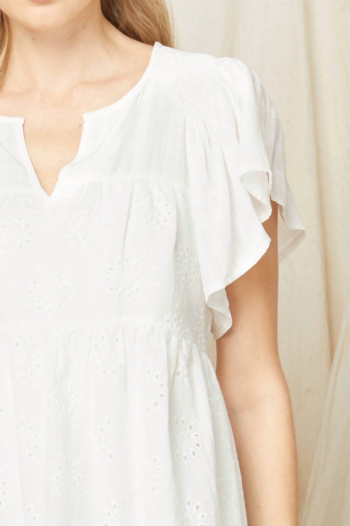 Entro - Flutter Sleeve Eyelet Top