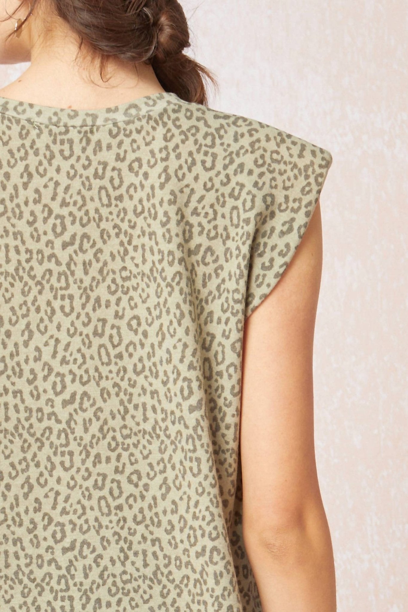 Entro - Leopard Tonal Top - animal - blouses - clothing