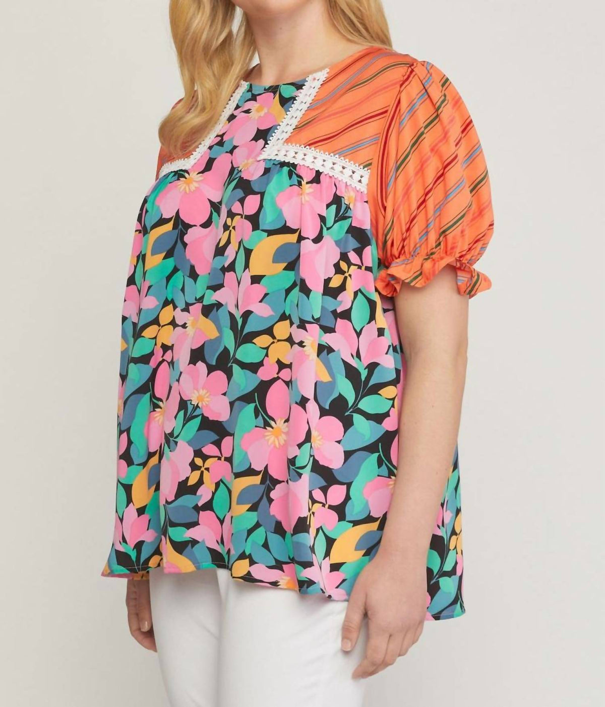 Entro - Mixed Print & Lace Blouse - Plus