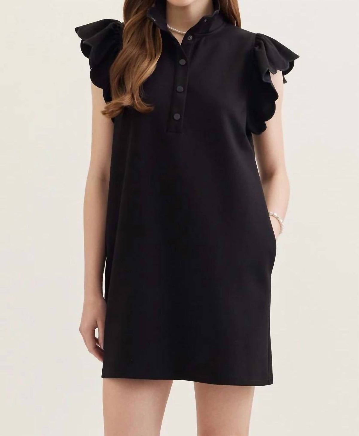 Entro - Scallop Flutter Sleeve Dress