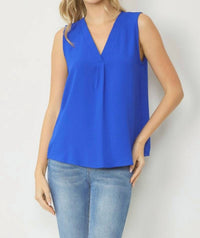 Entro - Sleeveless V-neck Top