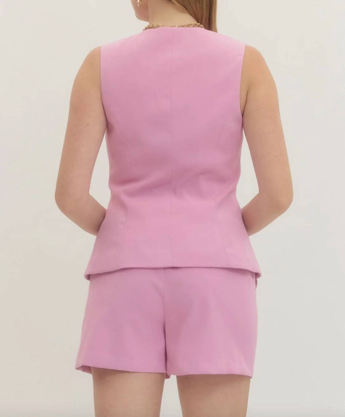 Entro - Solid Sleeveless Top Front Flap Pockets With Shorts Set