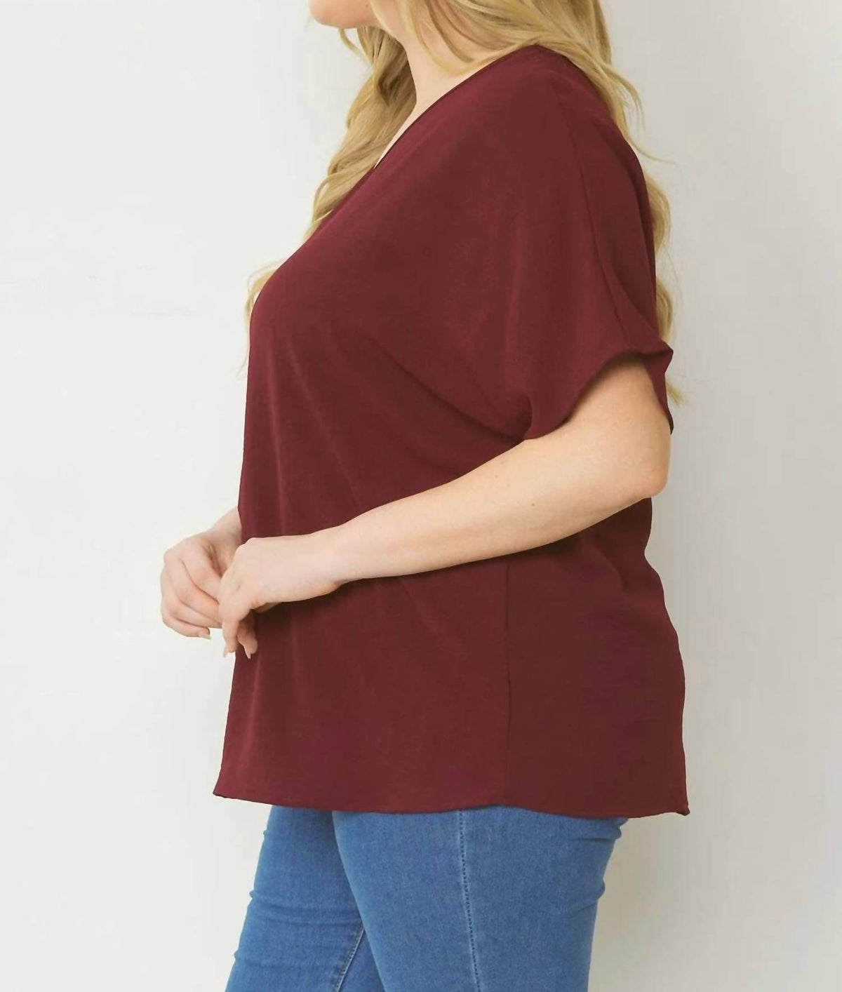 Entro - Solid V-neck Top