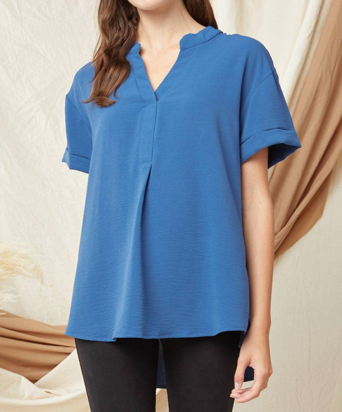 Entro - Textured Placket Top
