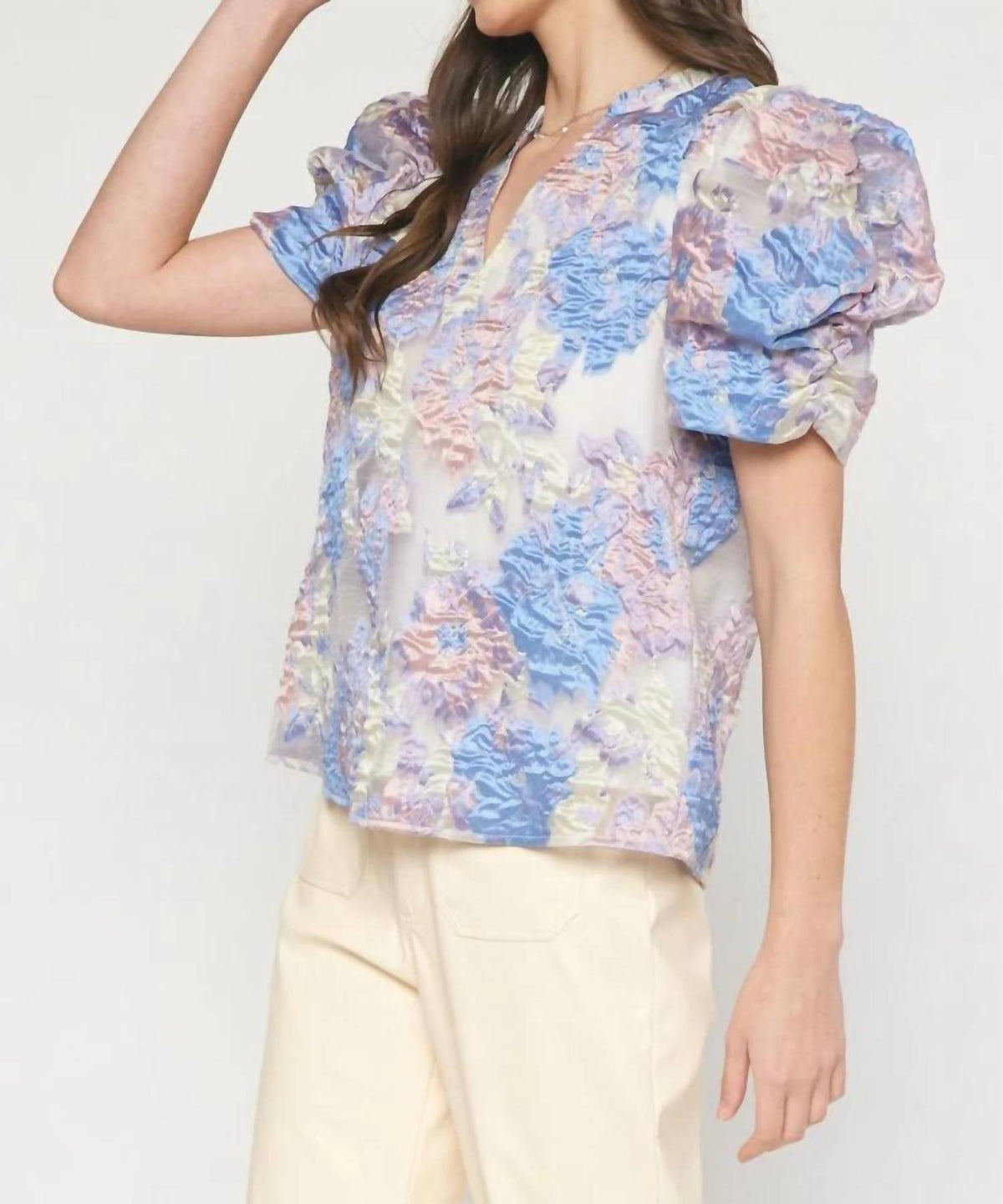 Entro - V-neck Puff Sleeve Top