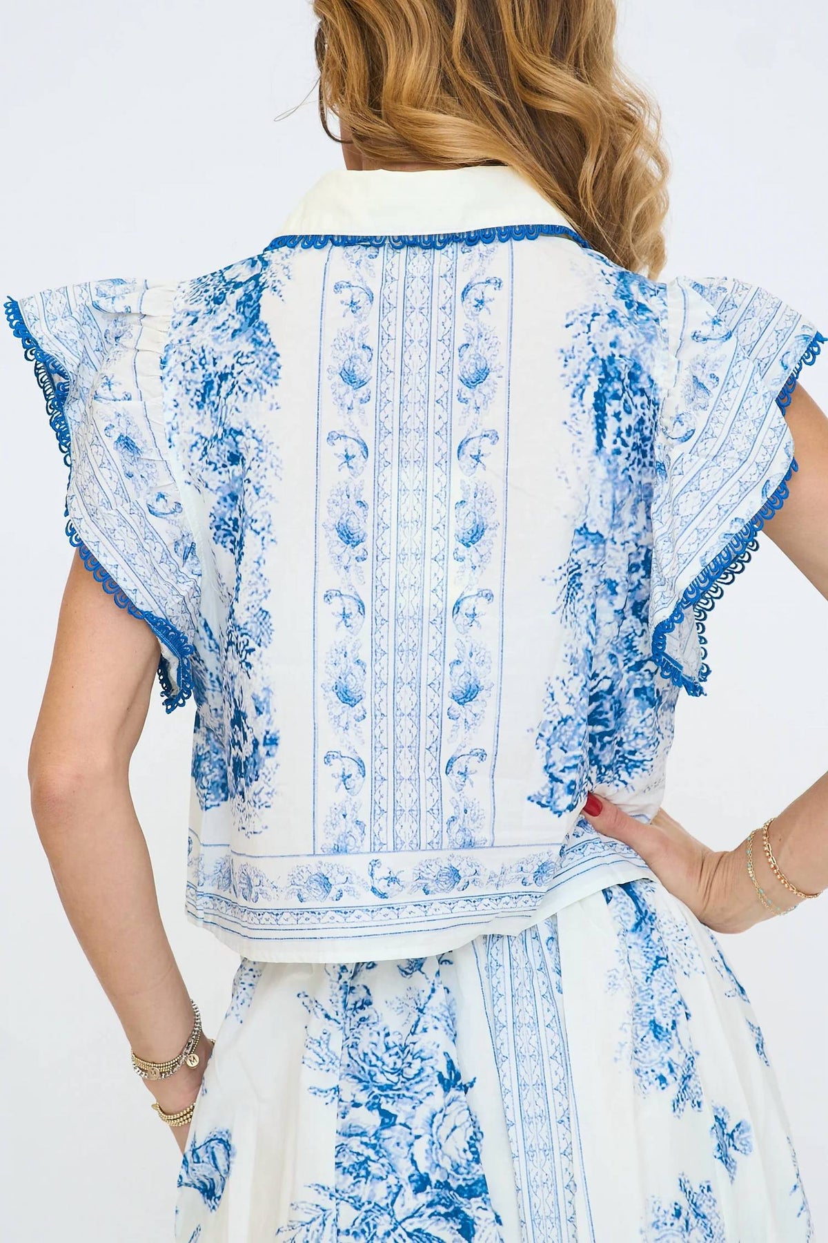 Entro - Whispy Ruffle Detail Top