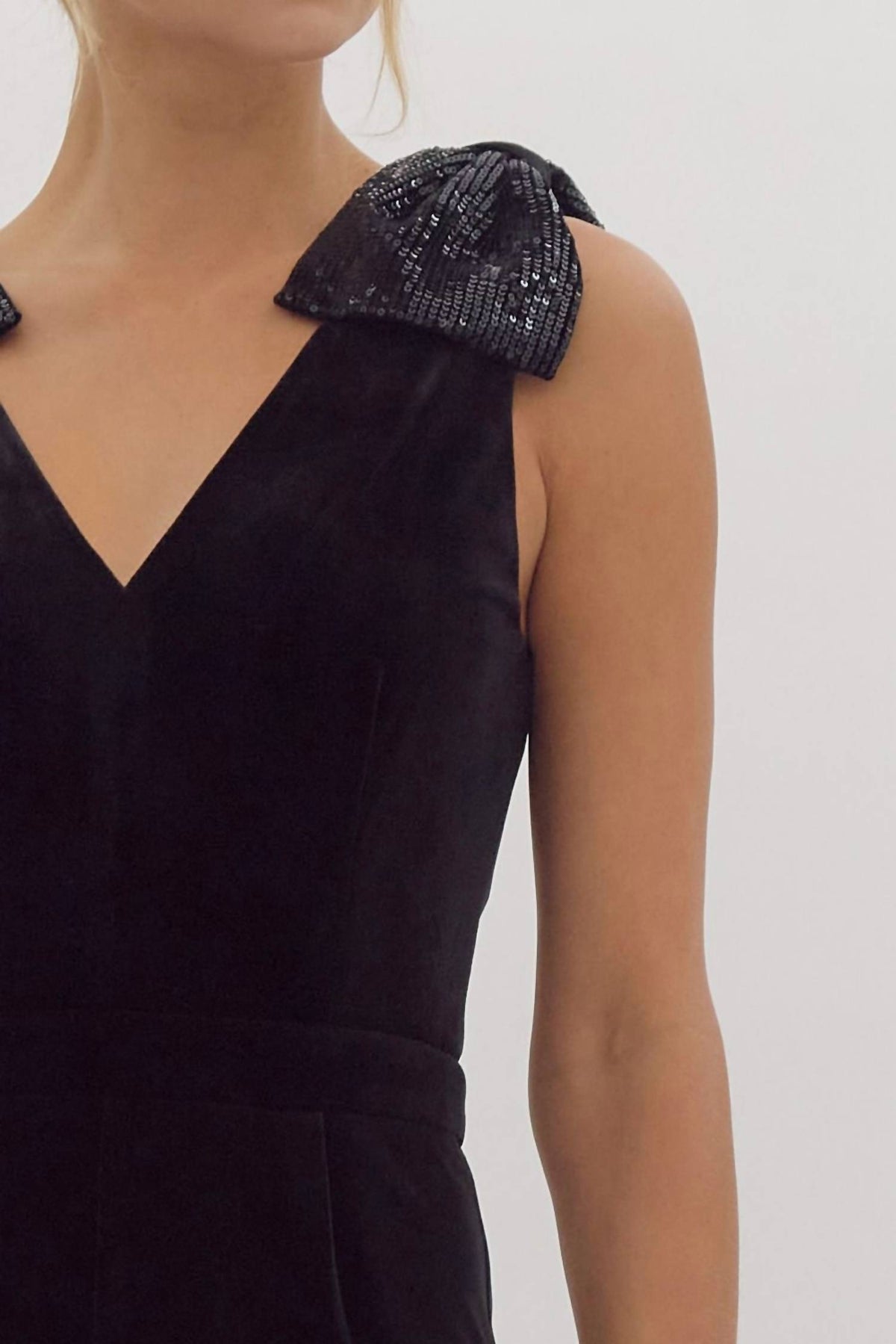 Entro - Wide Leg Jumpsuit With Sequin Bow Shoulder