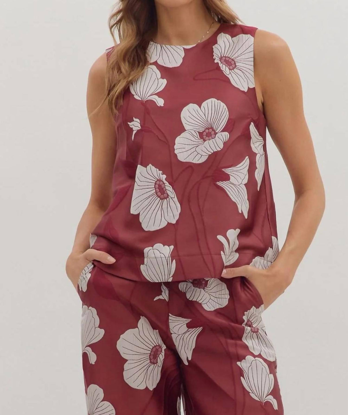 Entro - Woven Floral Sleeveless Top